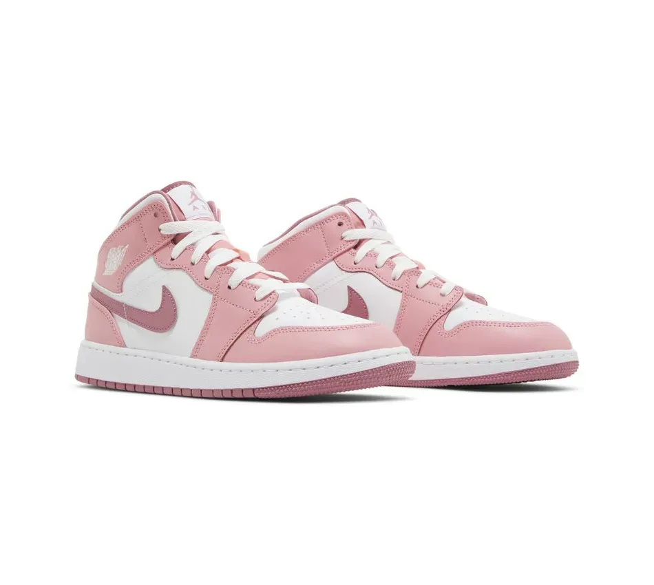 Air Jordan 1 Mid GS Valentines Day 2023 фото