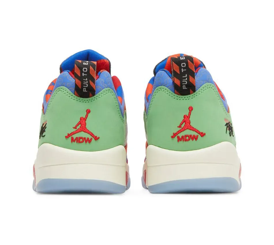 5 Retro Low Doernbecher 2022 фото