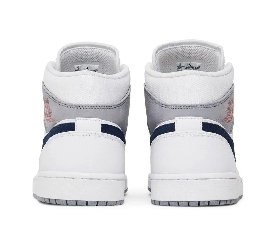 Air Jordan 1 Mid Paris фото