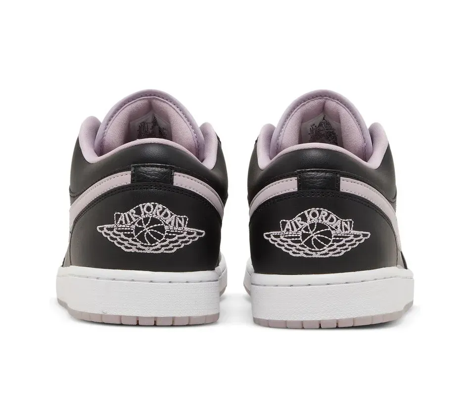 Air Jordan 1 Low 1 Low SE "Black/Iced Lilac" sneakers фото