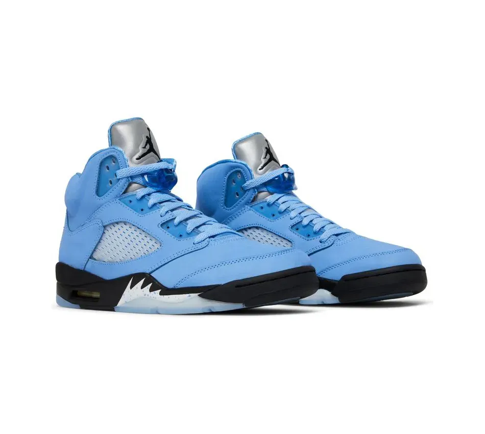 Air Jordan 5 Retro UNC фото