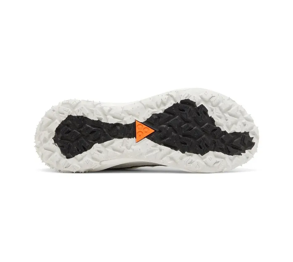 ACG Mountain Fly 2 Low White Bright Mandarin фото