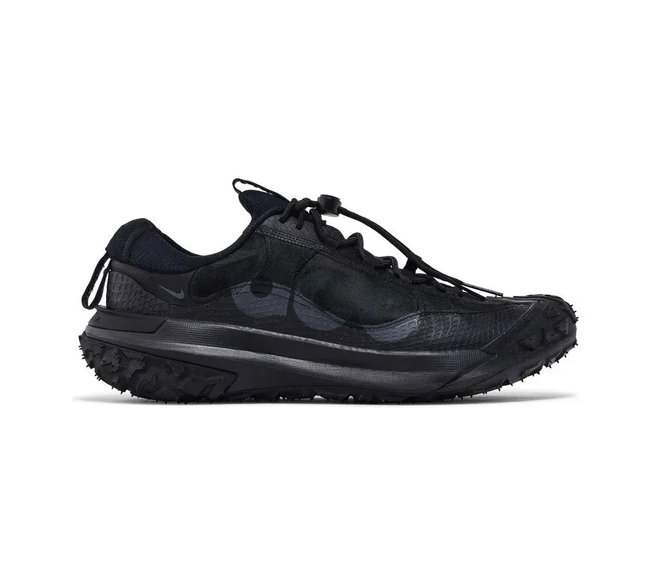 ACG Mountain Fly 2 Low Triple Black фото