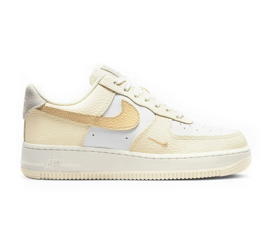 Низкие кроссовки Nike Air Force 1 Low Coconut Milk 2007 (Бежевый) Женский