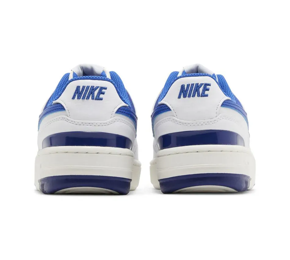 White Game Royal