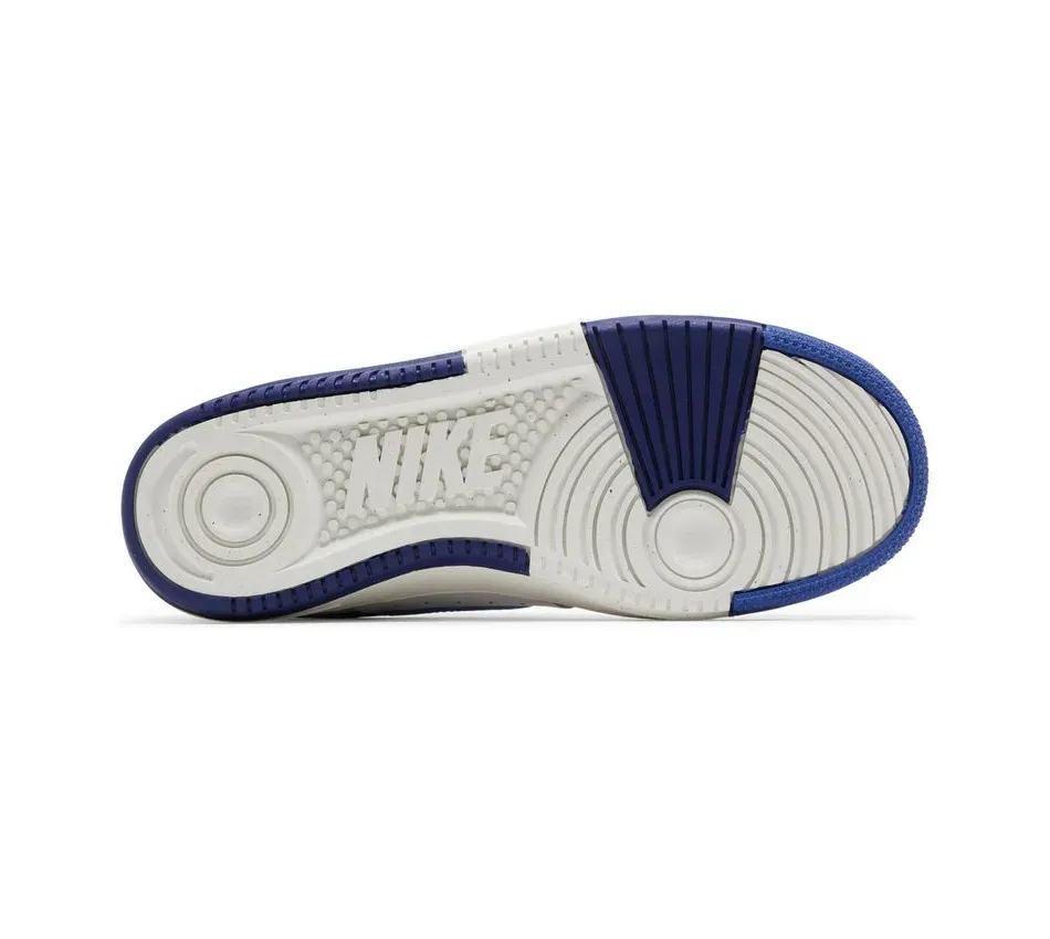 White Game Royal