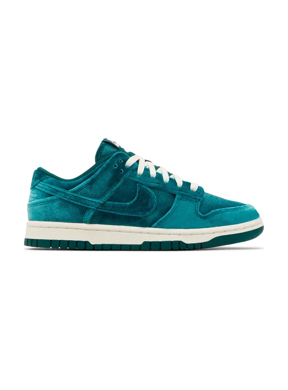 Низкие кроссовки Nike Dunk Low Green Velvet (Зелёный) Унисекс