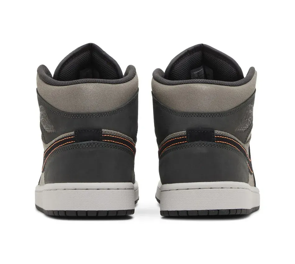 Air Jordan 1 Mid SE Night Stadium фото