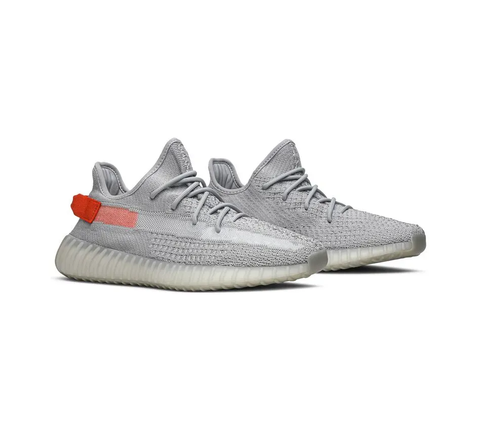 Yeezy Boost 350 V2 Tail Light (2020) фото