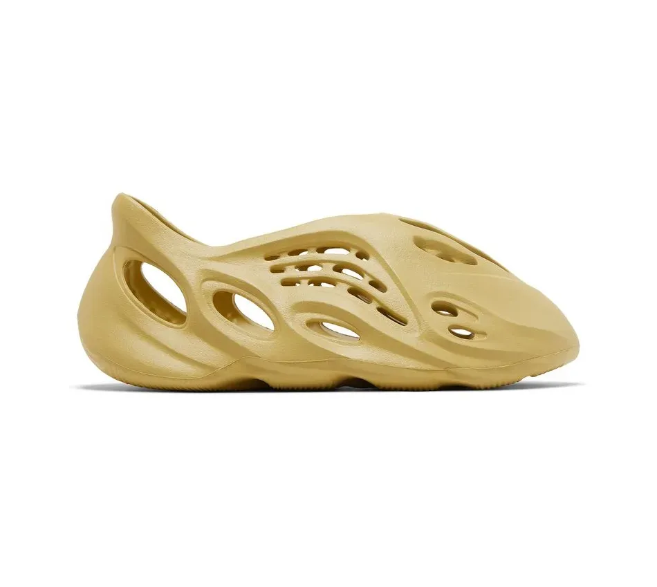 Yeezy Foam Runner Sulfur