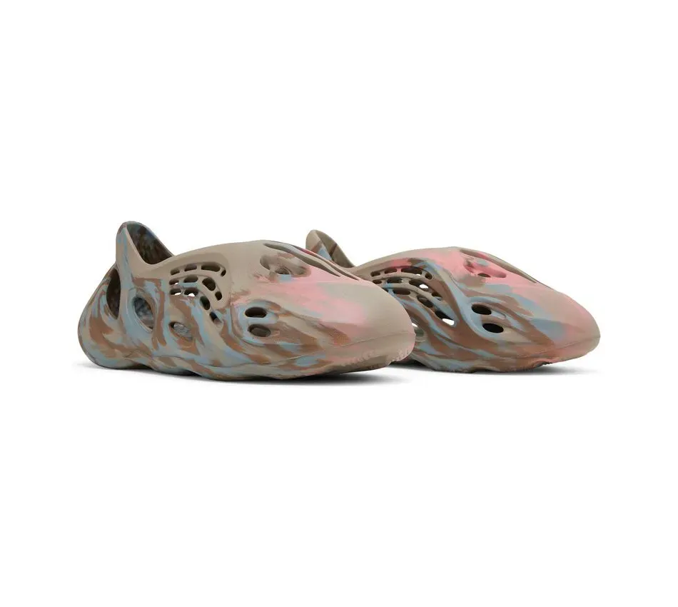 Yeezy Foam Runner Yeezy Foam Runner 'MX Sand Grey' фото