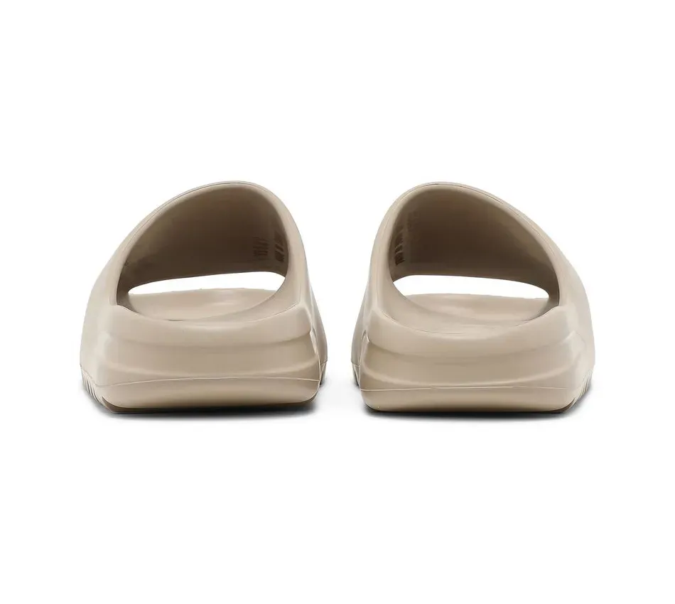 Yeezy Slide Pure фото