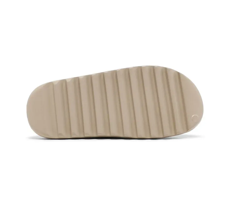 Yeezy Slide Pure фото