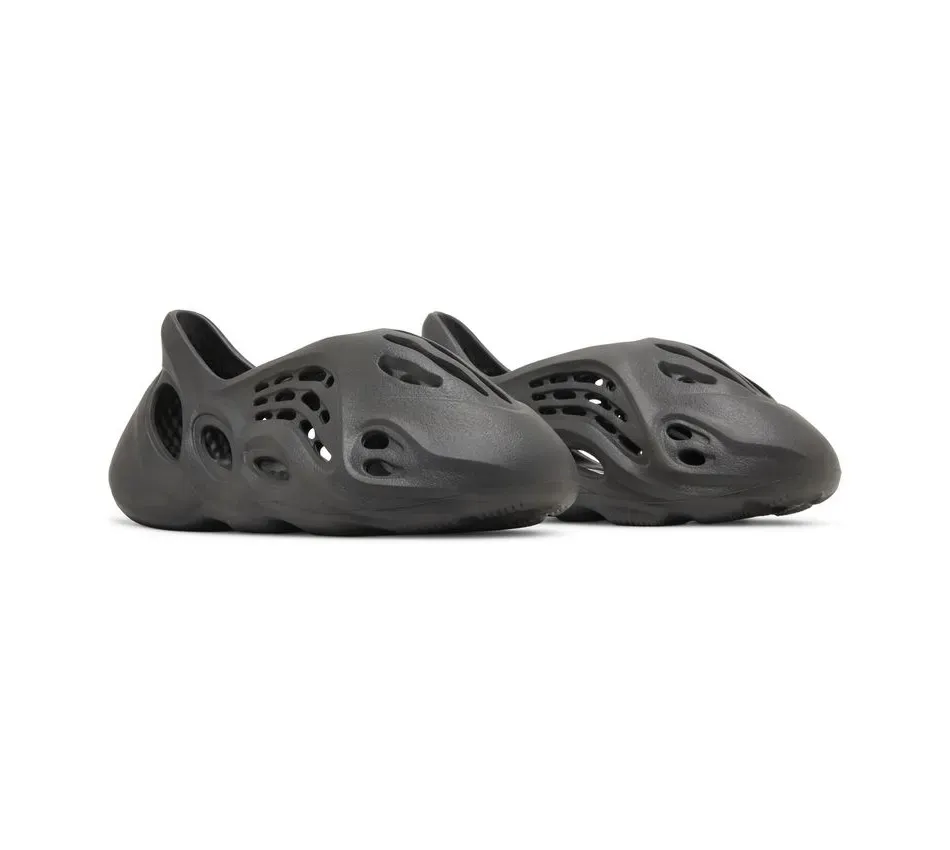 Yeezy Foam Runner Yeezy Foam Runner Onyx фото
