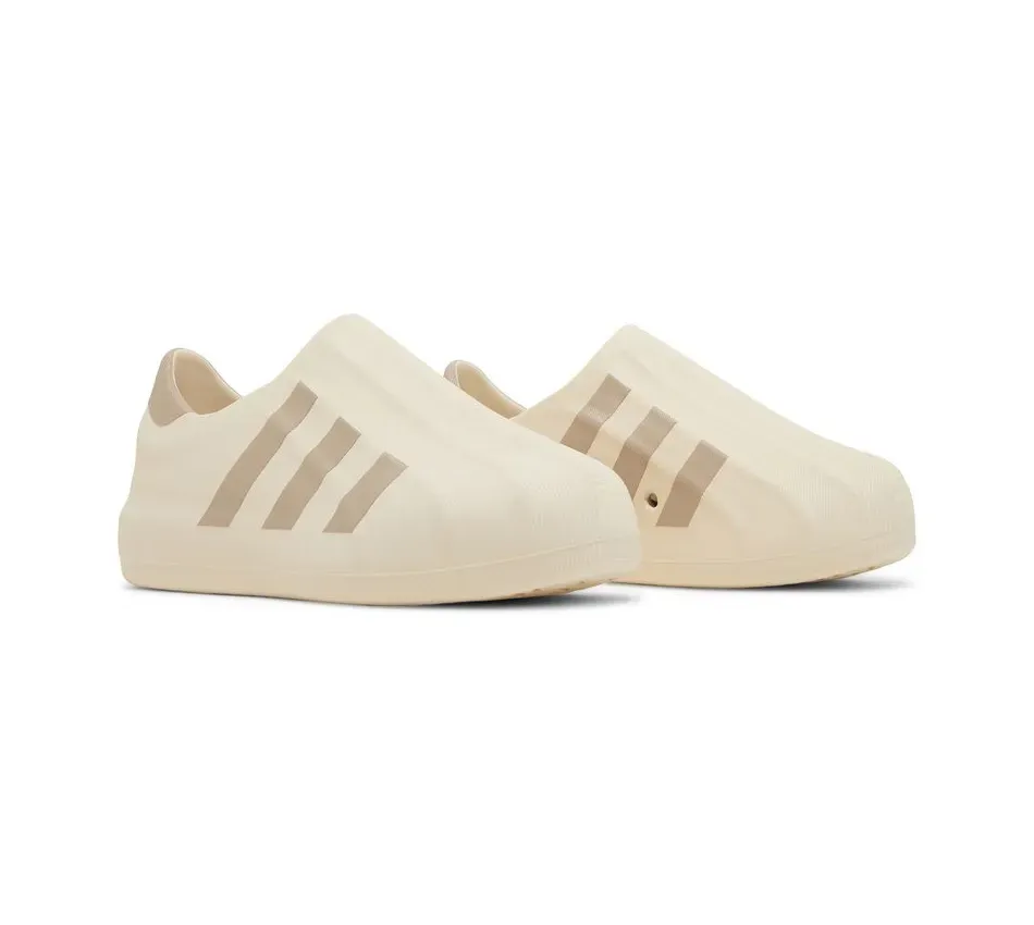 Adi FOM Superstar Clay Strata
