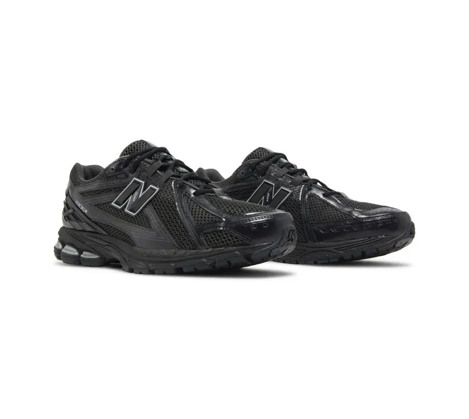 Black Metallic Silver