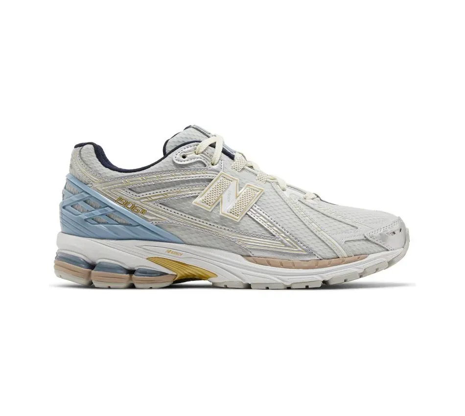 1906R X Kith White фото