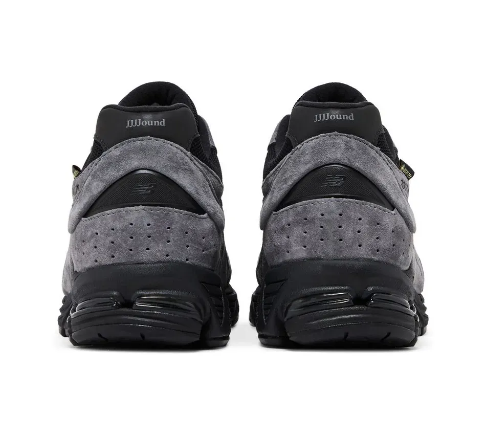 2002R Gore-Tex JJJJound Charcoal фото