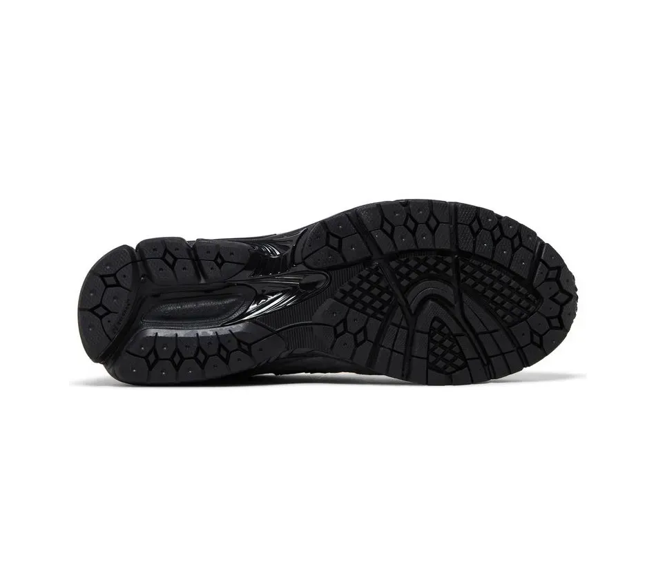 2002R Gore-Tex JJJJound Charcoal фото