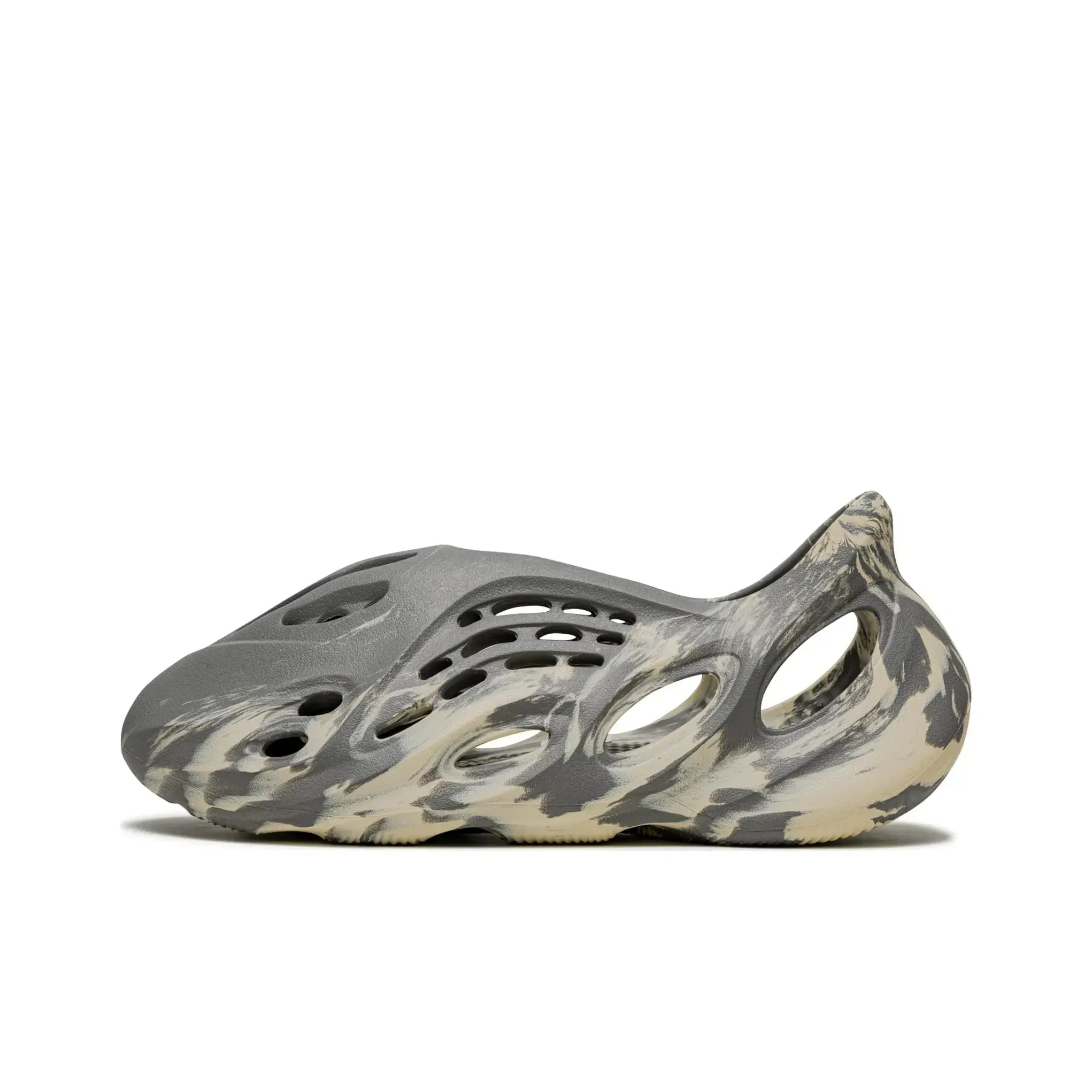 Adidas Originals Yeezy Foam Runner MXT Moon Grey Adidas Originals Yeezy Foam Runner MXT Moon Grey