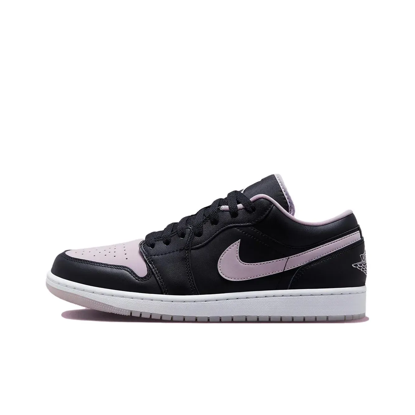 Jordan Air Jordan 1 Low SE Black/Iced Lilac Jordan Air Jordan 1 Low SE Black/Iced Lilac