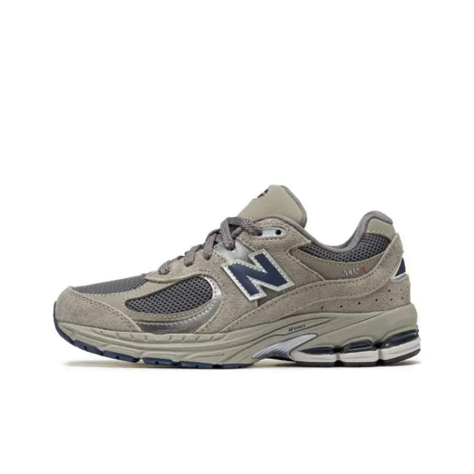 New Balance NB 2002R Серый New Balance NB 2002R Серый