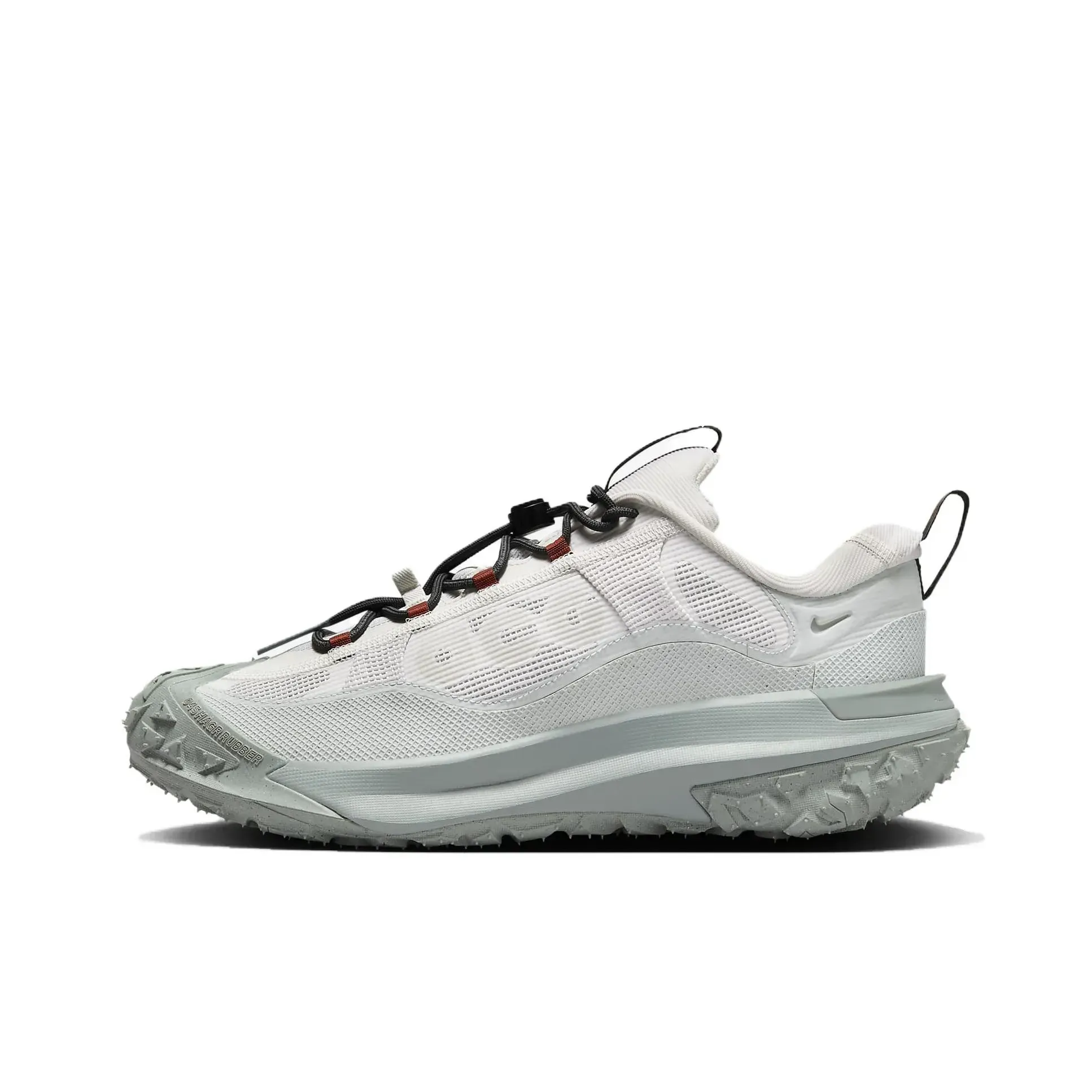 Nike ACG Mountain Fly Low Silver