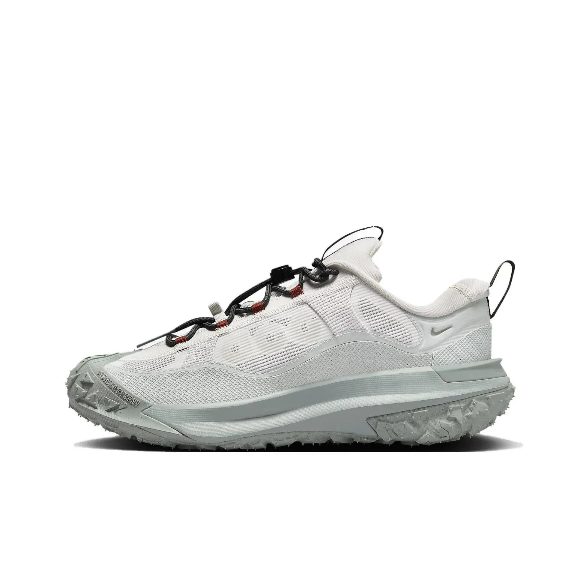 Nike ACG Mountain Fly Low Silver Nike ACG Mountain Fly Low Silver