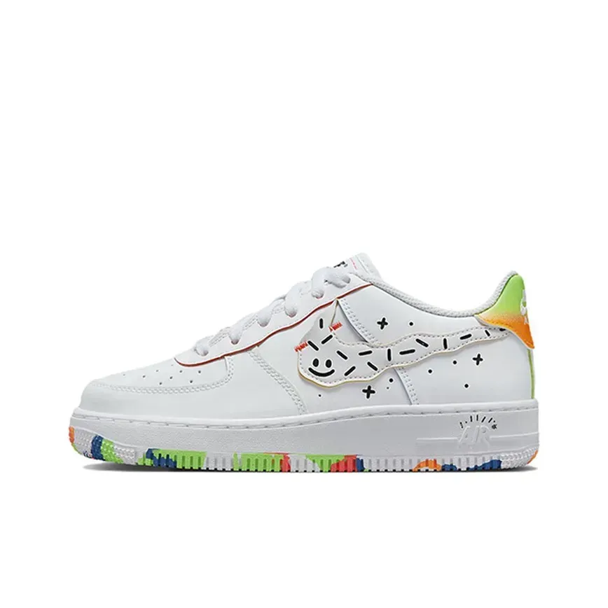 Nike Air Force 1 LV8 Slip-On Устойчивый к Истиранию Дышащий Низкий Топ для Детских Скейтбордингов Белый и Зеленый