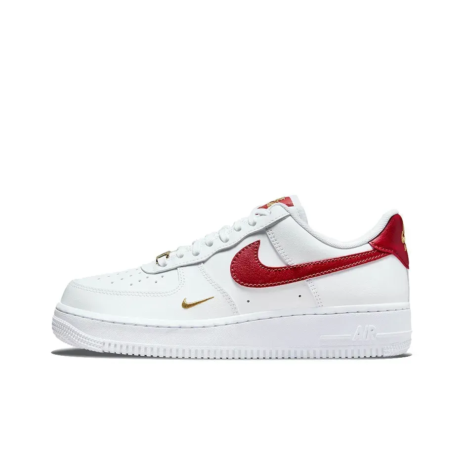 Nike Essential Low White Gym Red