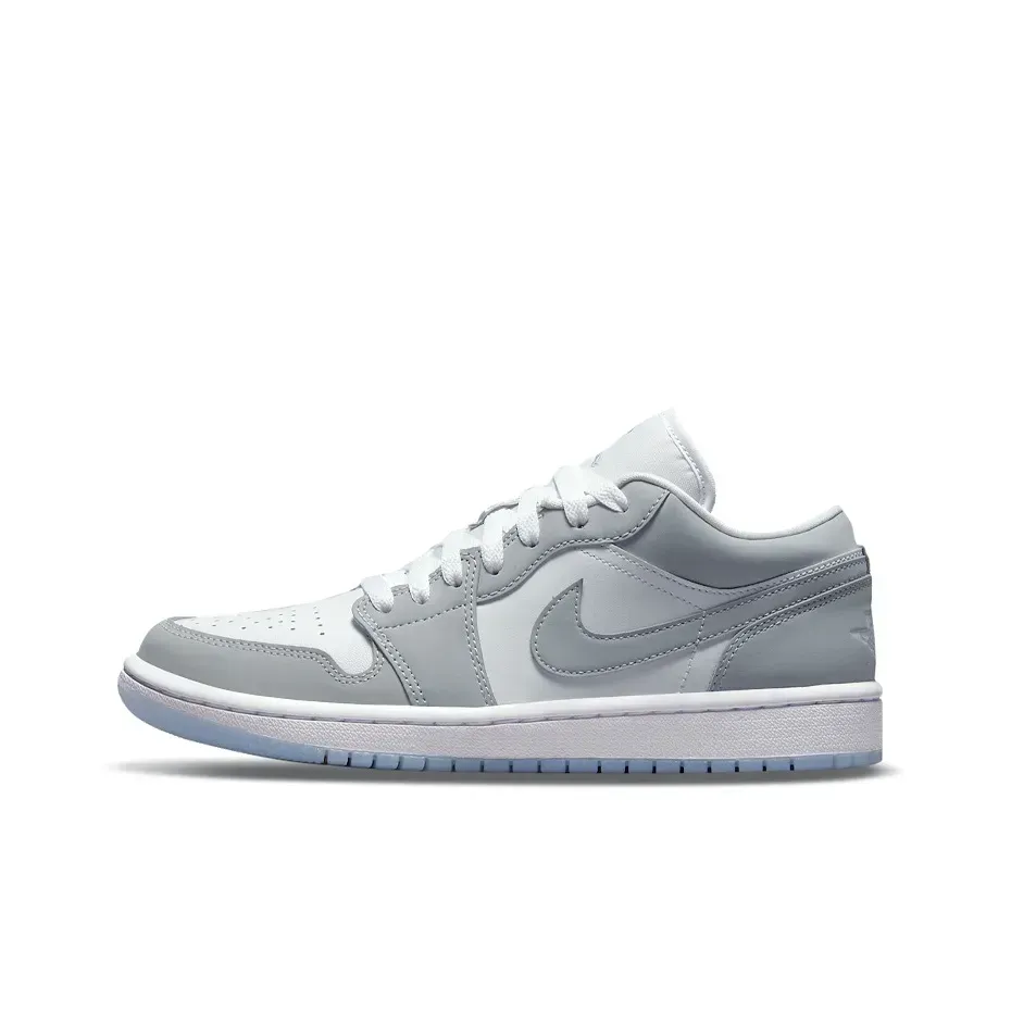 Низкие кроссовки Air Jordan 1 Low Wmns White Wolf Grey (Серый) Унисекс