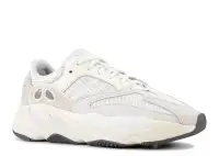 Yeezy Boost 700 Yeezy Boost 700 'Analog' (2019) фото