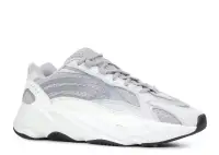Yeezy Boost 700 V2 Static (2019) фото